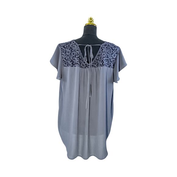 LOFT Grey Lace Back Flutter Sleeve Blouse - Size L - Picture 2 of 5